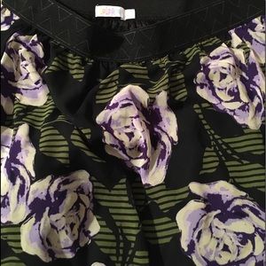 Lularoe floral Lola skirt with design
